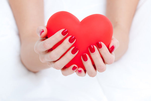 15 Valentine's Day Nail Polish That Are Perfect For The Special Day
